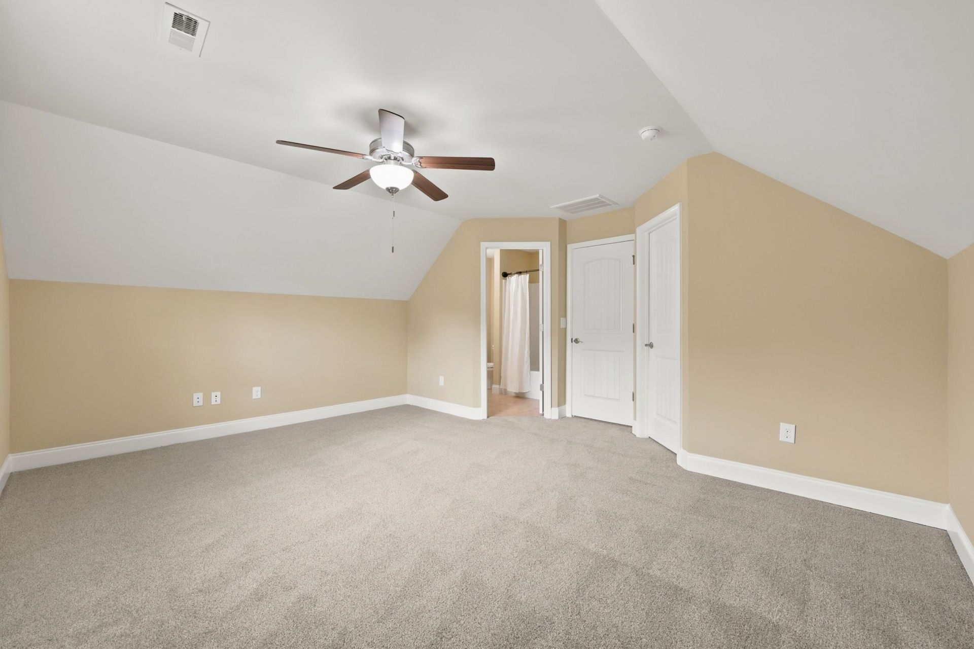 920 Foxtail Dr.  Photo 23