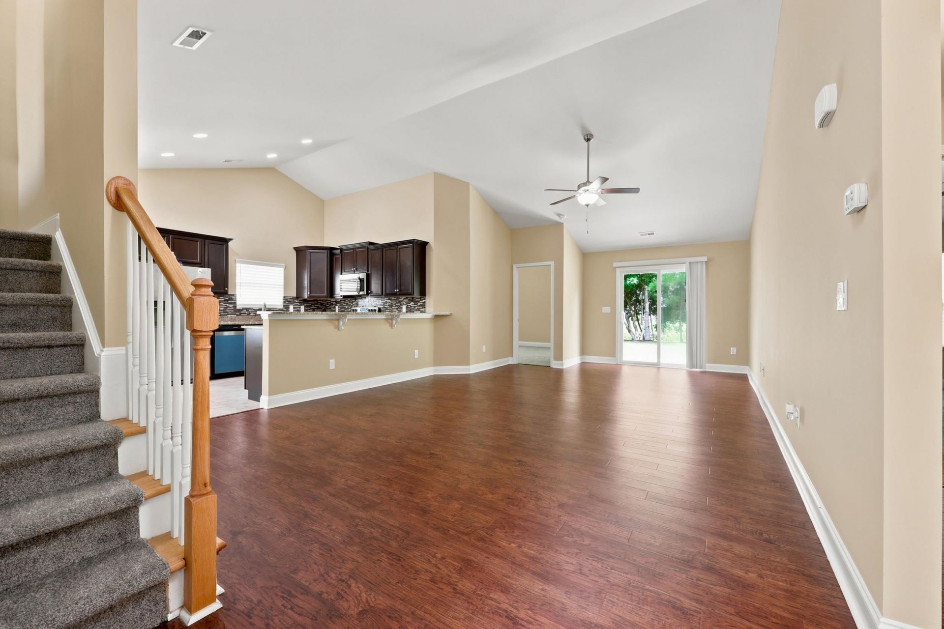 920 Foxtail Dr.  Photo 7