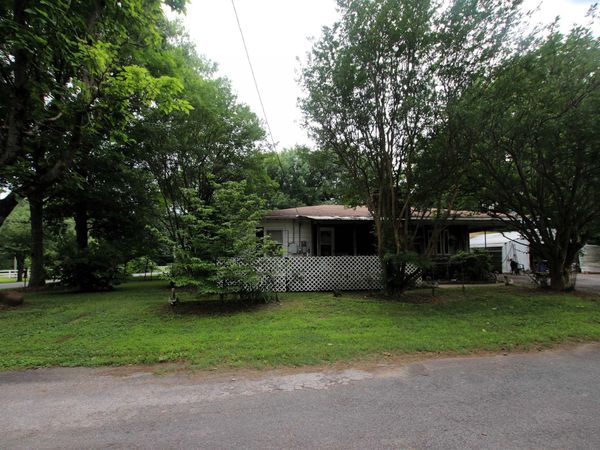 101 Moore Street , Plumerville, AR 72127