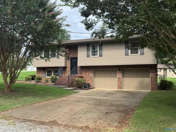 1206 Wildwood Drive, Scottsboro, AL 35769