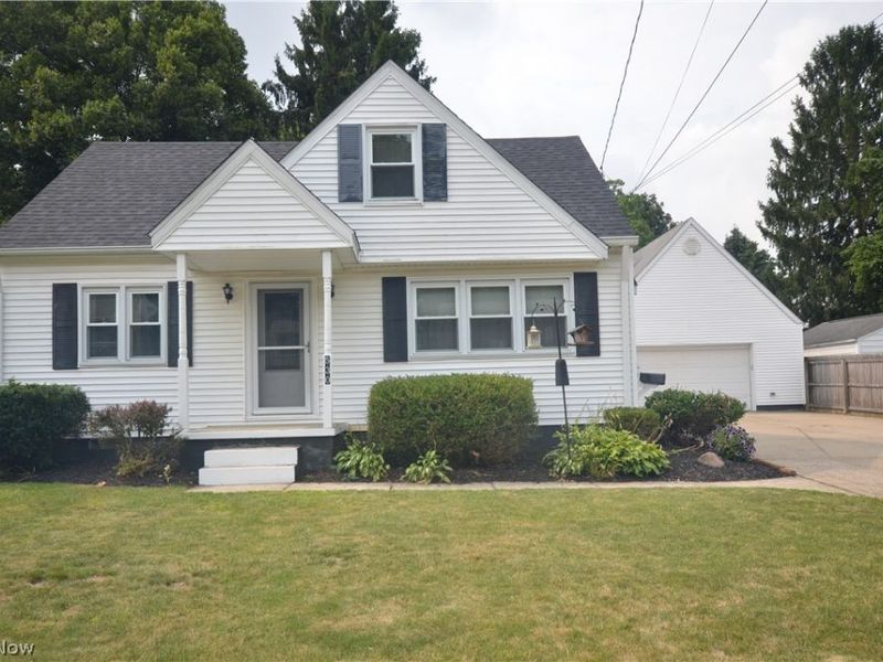 530 Roosevelt Avenue , Cuyahoga Falls, OH 44221 Photo 1