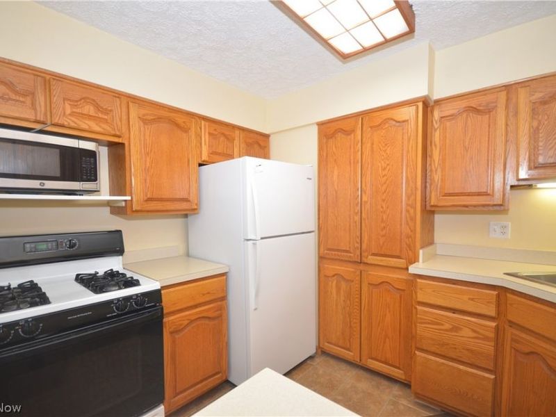530 Roosevelt Avenue , Cuyahoga Falls, OH 44221 Photo 13