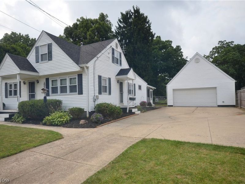 530 Roosevelt Avenue , Cuyahoga Falls, OH 44221 Photo 2