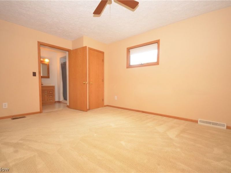 530 Roosevelt Avenue , Cuyahoga Falls, OH 44221 Photo 22
