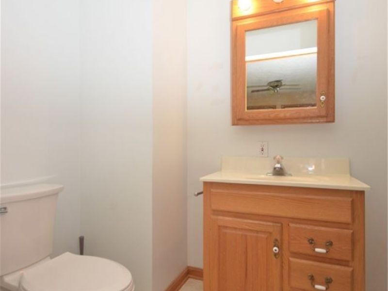 530 Roosevelt Avenue , Cuyahoga Falls, OH 44221 Photo 23