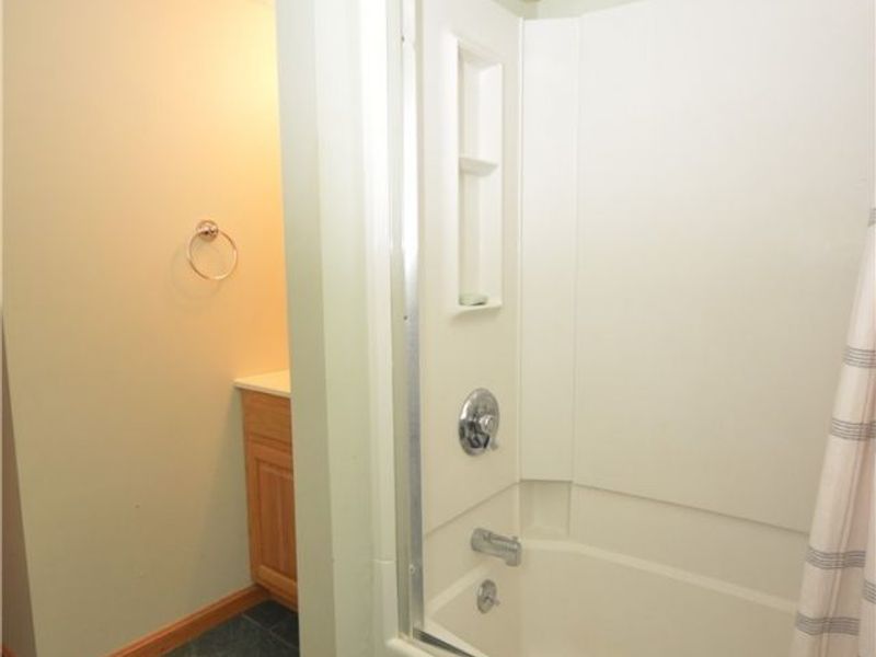530 Roosevelt Avenue , Cuyahoga Falls, OH 44221 Photo 27
