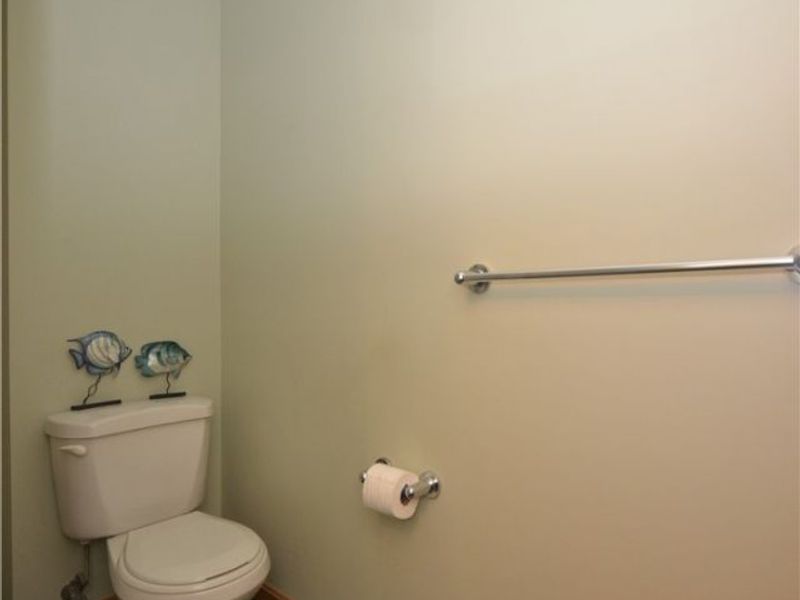 530 Roosevelt Avenue , Cuyahoga Falls, OH 44221 Photo 28