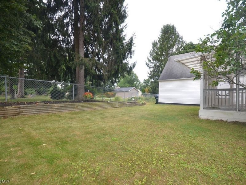 530 Roosevelt Avenue , Cuyahoga Falls, OH 44221 Photo 4