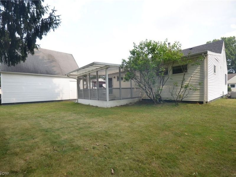 530 Roosevelt Avenue , Cuyahoga Falls, OH 44221 Photo 40