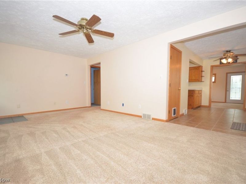 530 Roosevelt Avenue , Cuyahoga Falls, OH 44221 Photo 9