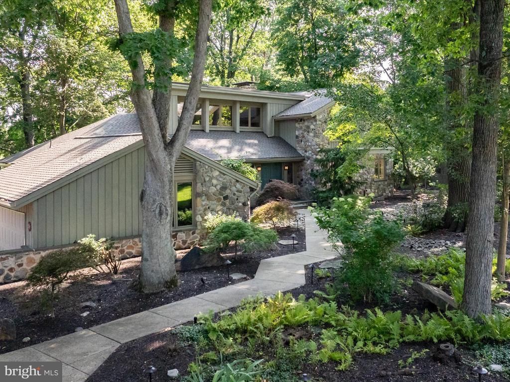 311 MILL RACE LANE, NEWTOWN, PA 18940