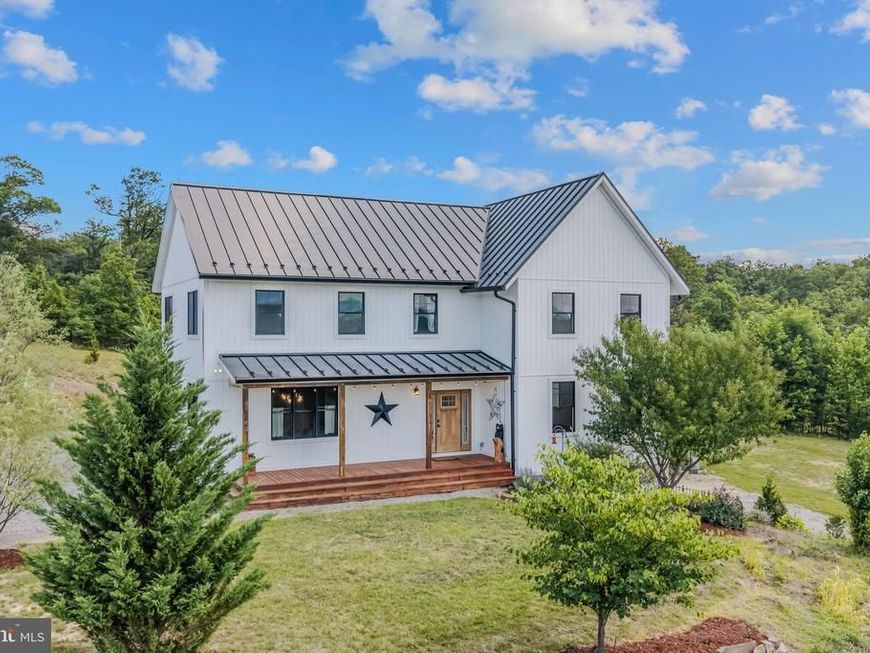 1089 Waugh Road, Berkeley Springs, WV 25411 Main Photo
