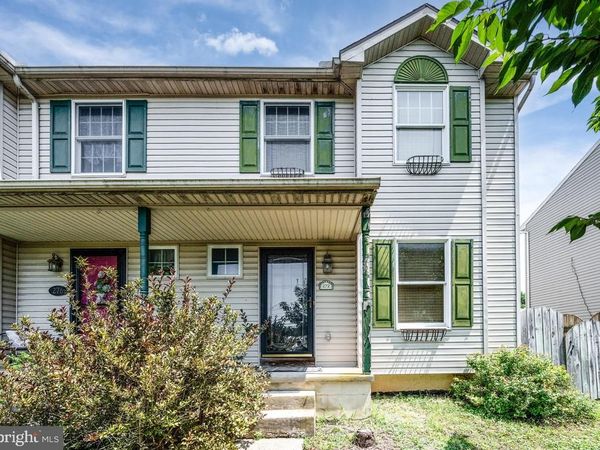 272 N WHITEOAK STREET , KUTZTOWN, PA 19530