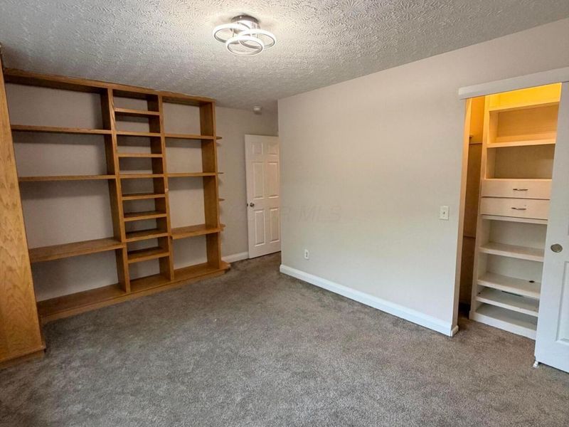 9327 Polaris Green Drive , Columbus, OH 43240 Photo 45