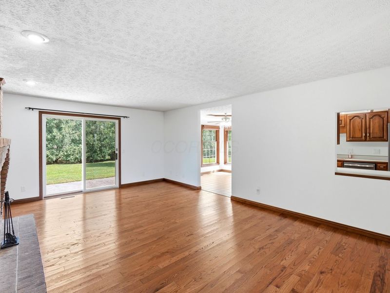 1104 Farmington Lane, Washington Court House, OH 43160 Photo 10