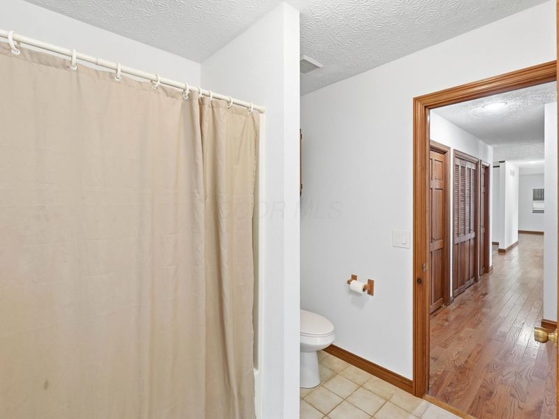 1104 Farmington Lane, Washington Court House, OH 43160 Photo 36
