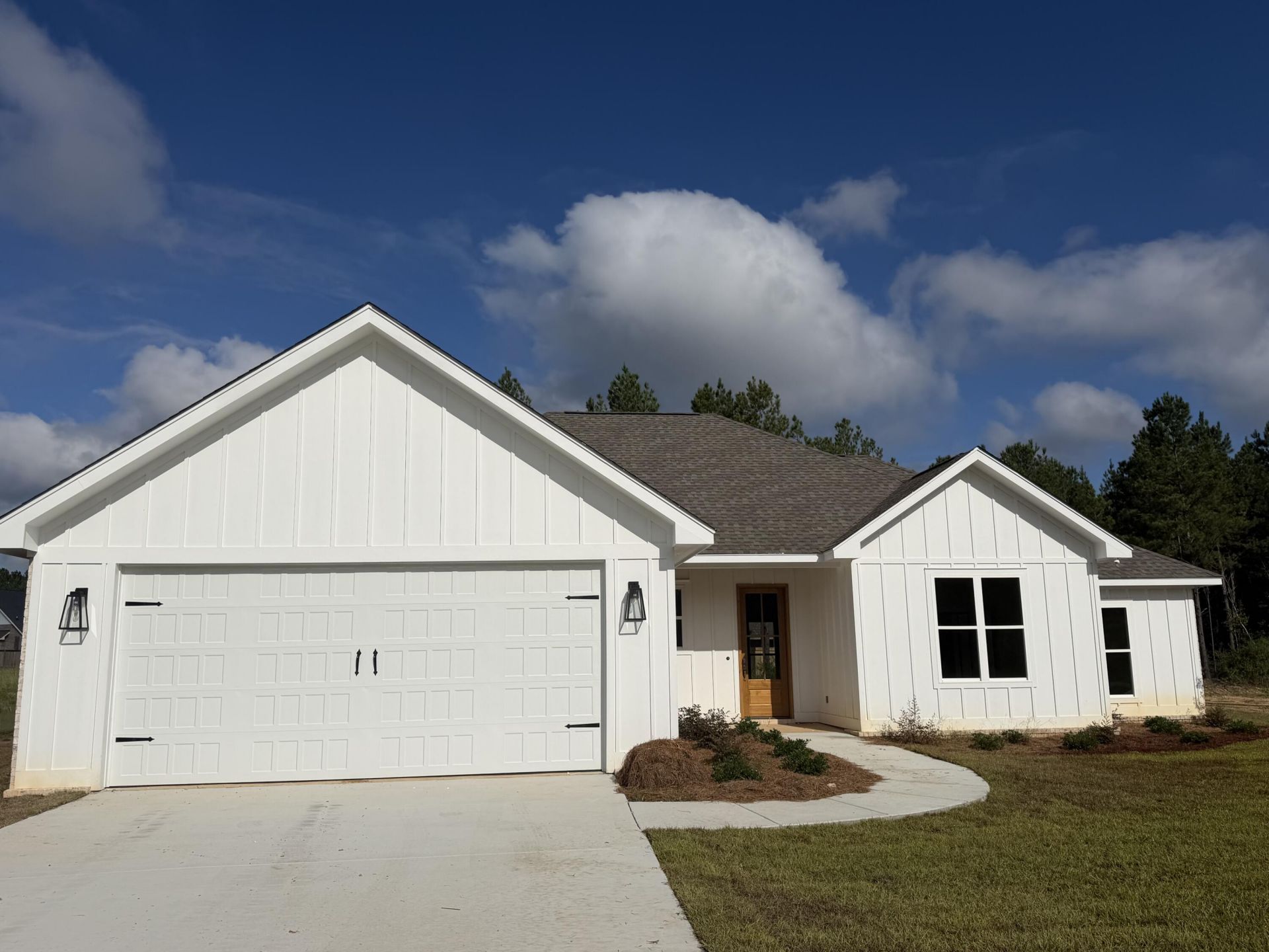 17 Redmont Dr. Sumrall, MS 39482