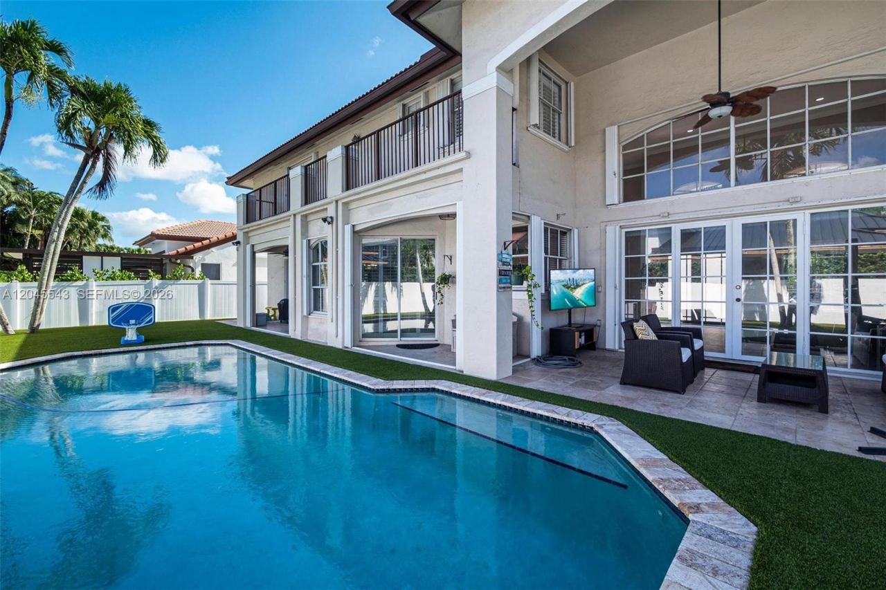 15941 NW 83rd Ave , Miami Lakes, FL 33016 Photo
