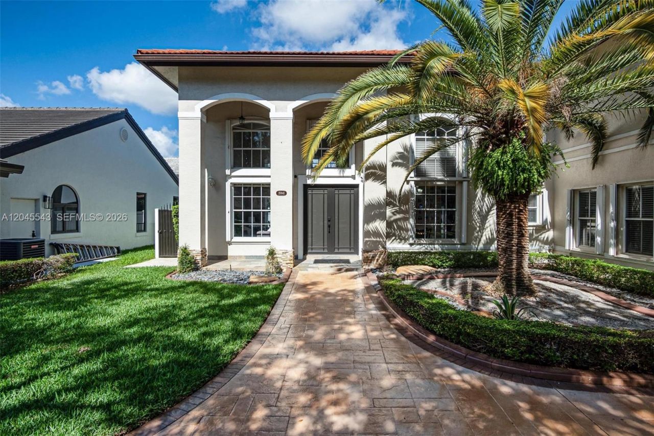 15941 NW 83rd Ave , Miami Lakes, FL 33016 Photo