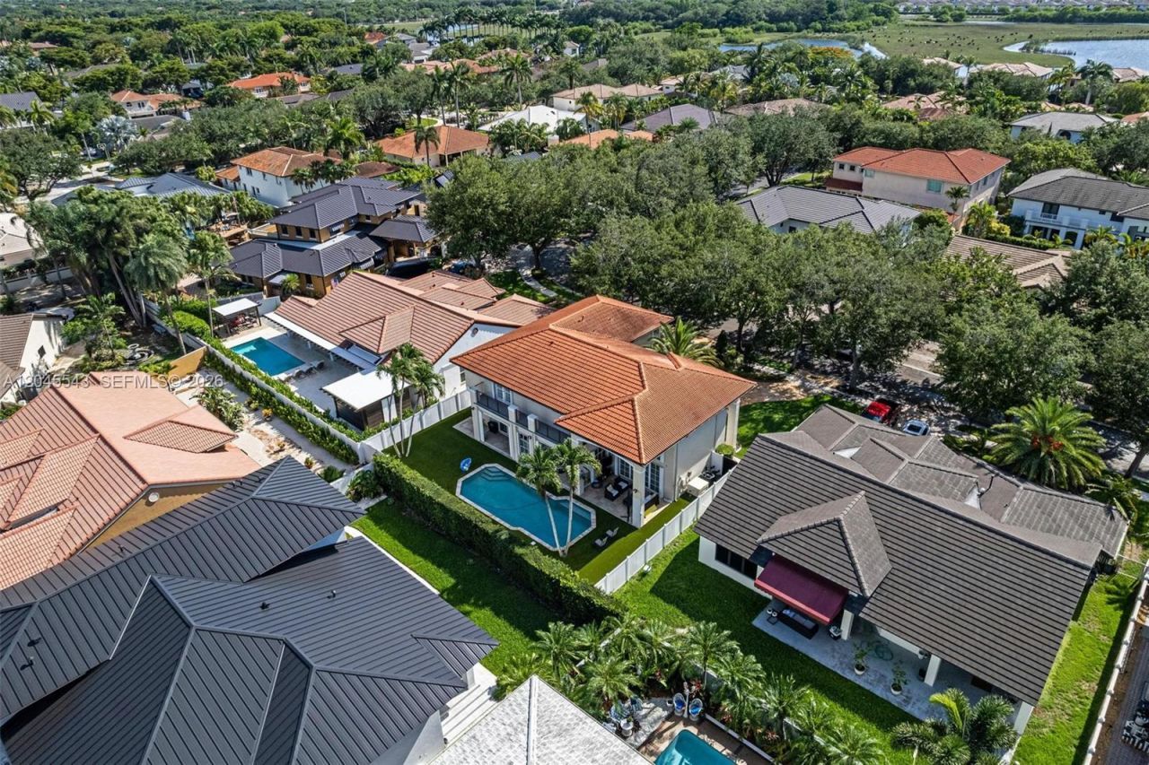 15941 NW 83rd Ave , Miami Lakes, FL 33016 Photo