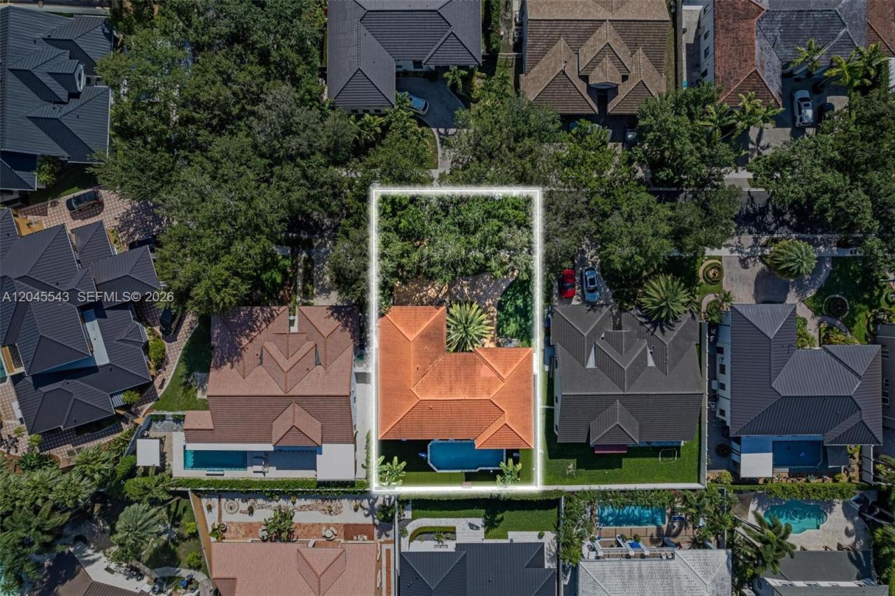 15941 NW 83rd Ave , Miami Lakes, FL 33016 Photo