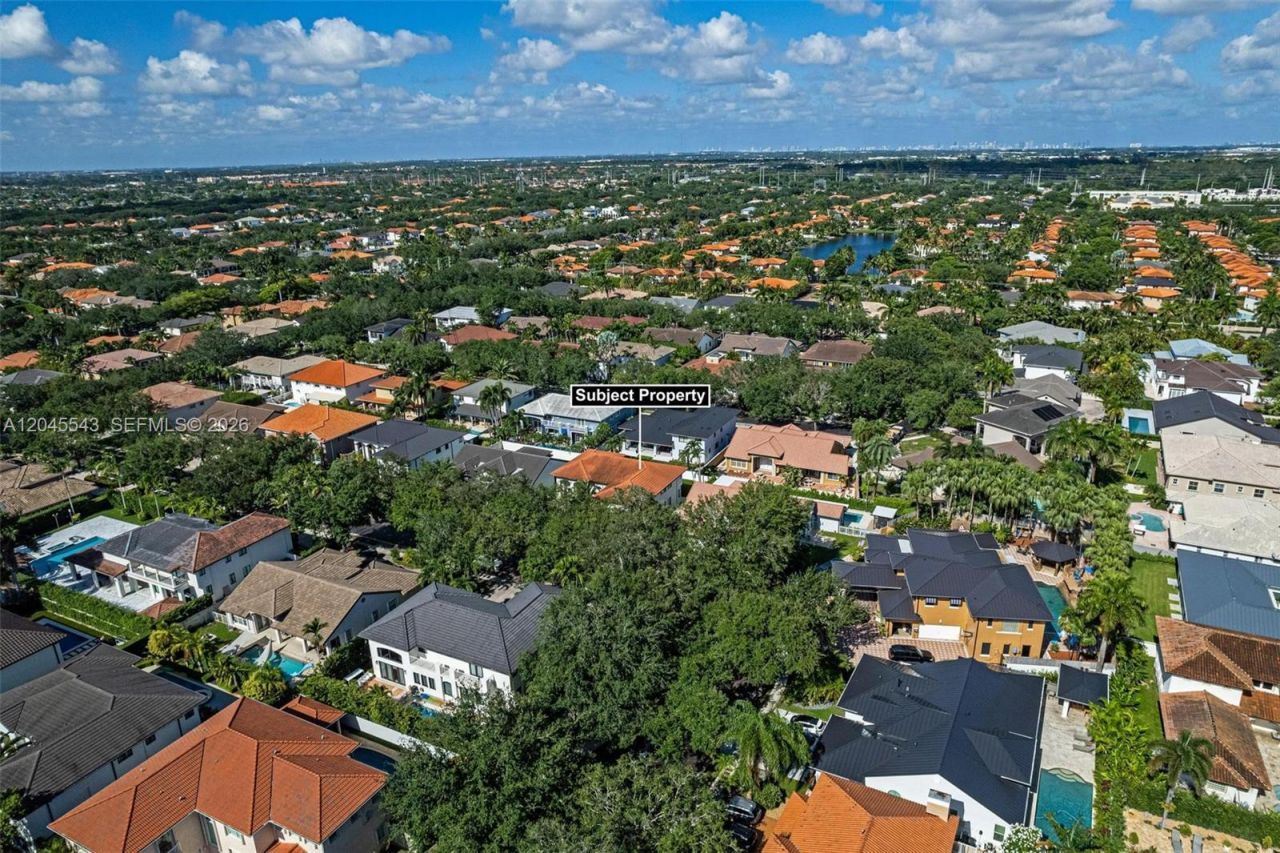 15941 NW 83rd Ave , Miami Lakes, FL 33016 Photo