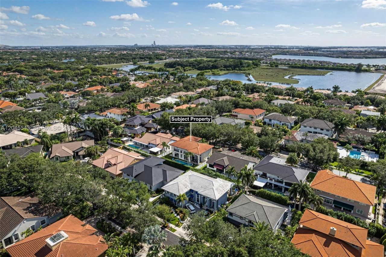 15941 NW 83rd Ave , Miami Lakes, FL 33016 Photo