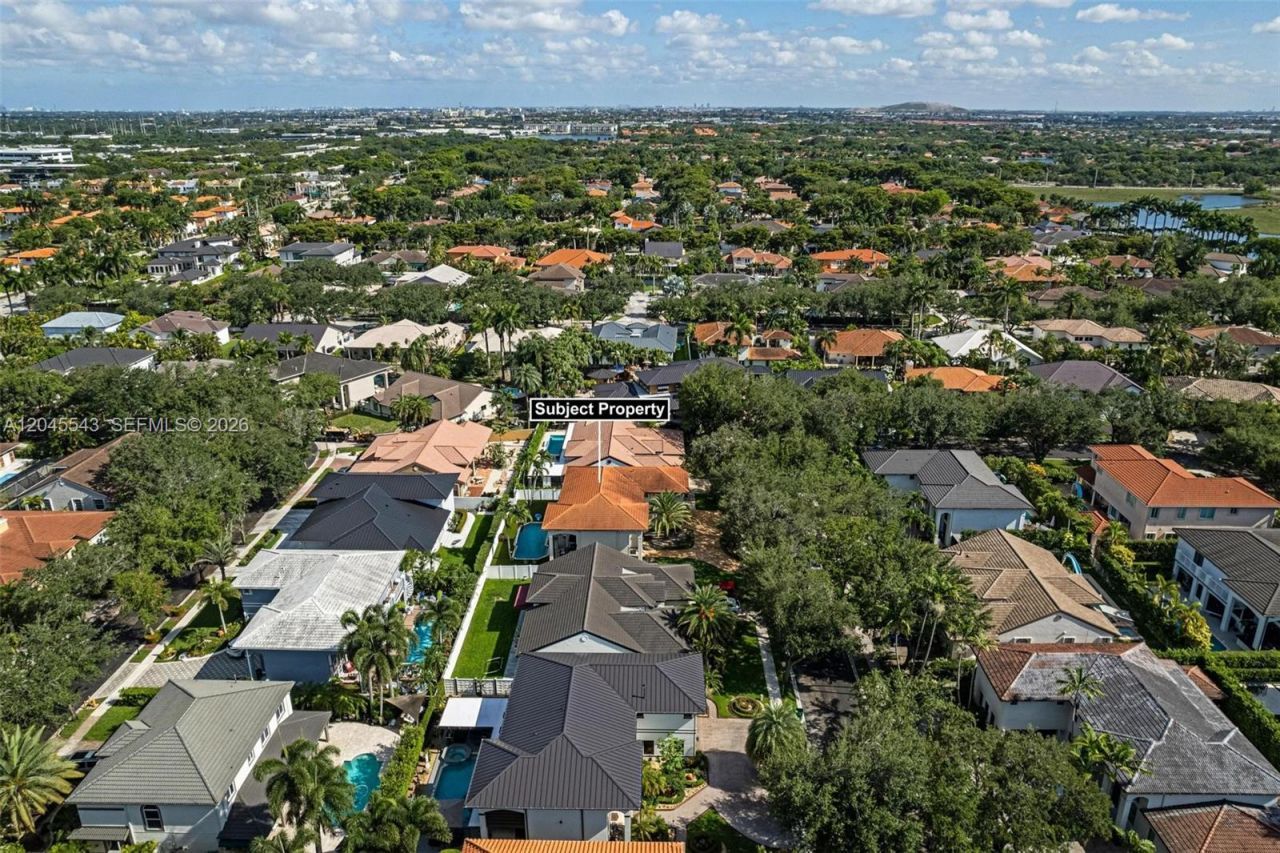 15941 NW 83rd Ave , Miami Lakes, FL 33016 Photo