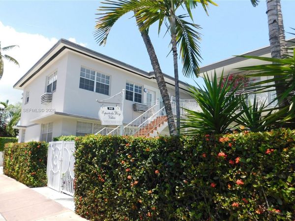 717 Espanola Way , Unit 201, Miami Beach, FL 33139