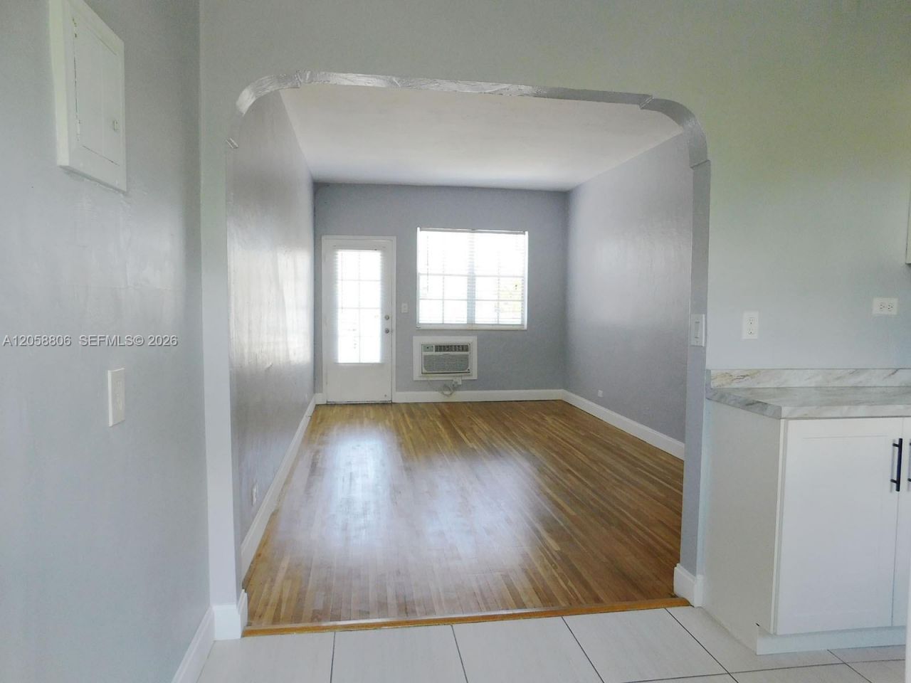 717 Espanola Way , Unit 201, Miami Beach, FL 33139 Photo