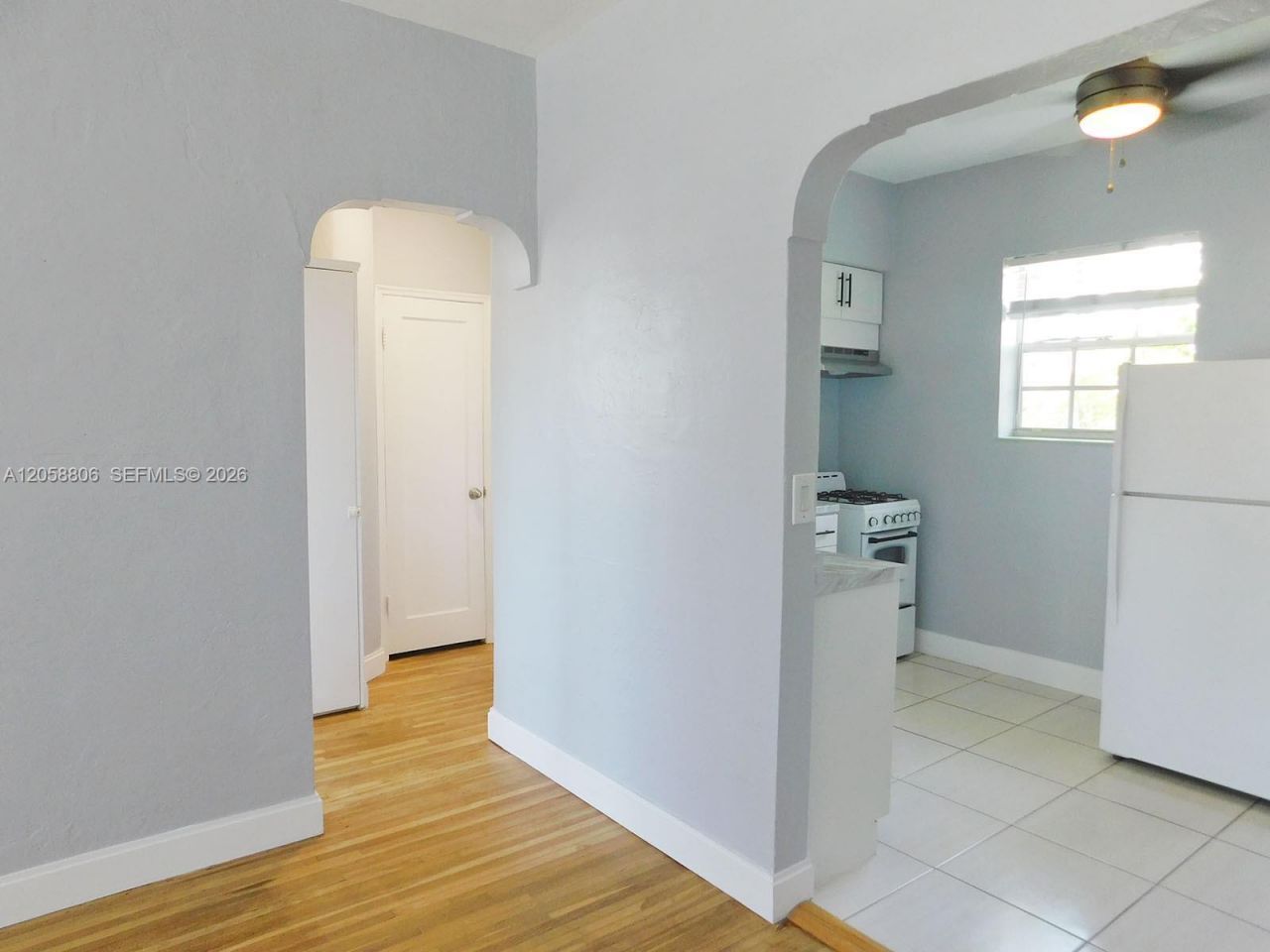 717 Espanola Way , Unit 201, Miami Beach, FL 33139 Photo