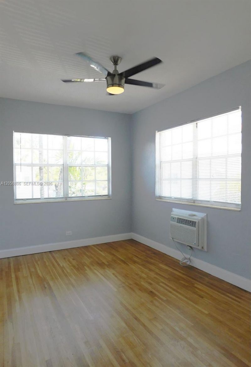 717 Espanola Way , Unit 201, Miami Beach, FL 33139 Photo