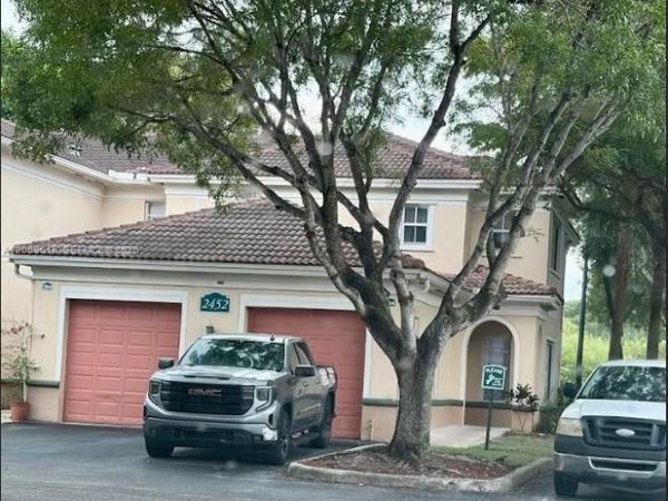 2452 Centergate Dr , Unit 104, Miramar, FL 33025
