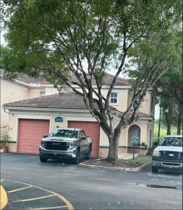 2452 Centergate Dr , Unit 104, Miramar, FL 33025 Photo