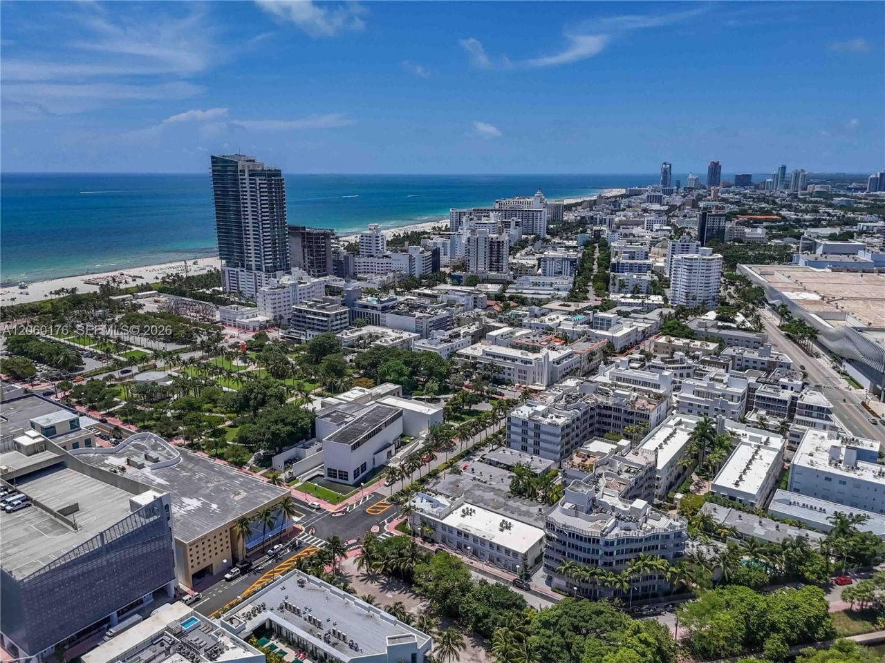 2155 Washington Ct, Unit 504, Miami Beach, FL 33139 Photo