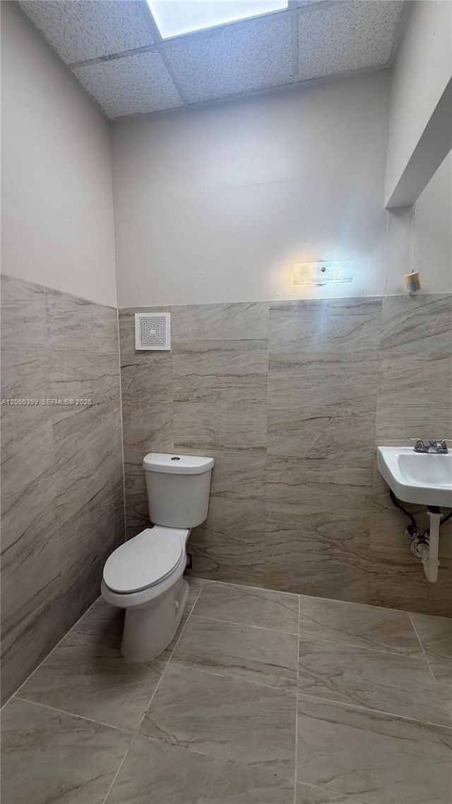 11300 NW 87th Ct, Unit 120-121, Hialeah Gardens, FL 33018 Photo