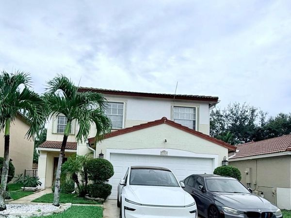 5301 CANOE BEND Drive, Lake Worth, FL 33463