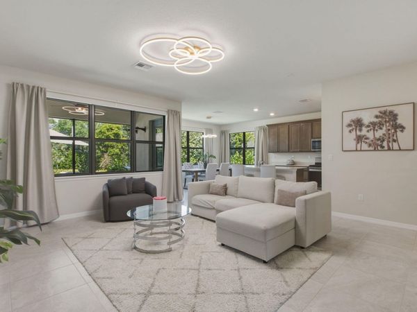 4601 Pinehurst Trail E, Oakland Park, FL 33309