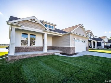 523 Round Rock Dr, Marion Township, Mi 48843