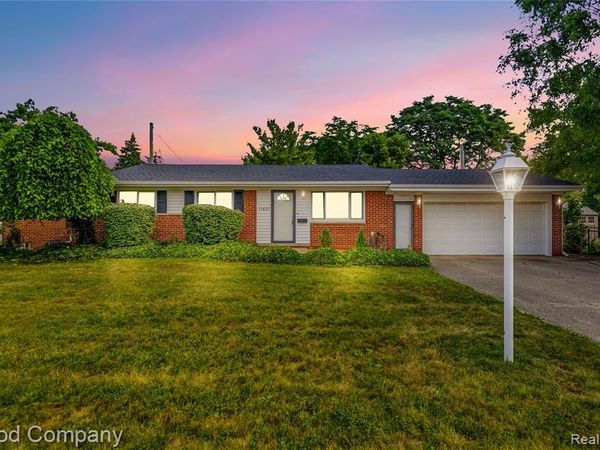 11627 De Clerck Drive, Sterling Heights, MI 48313