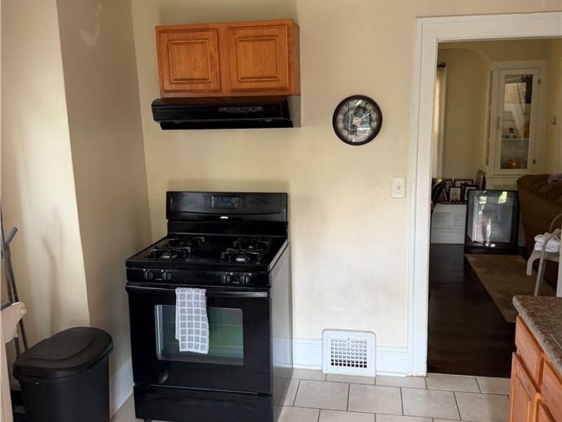 3842 E 151st Street, Cleveland, OH 44128 Photo 13