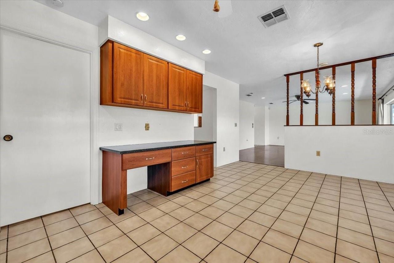 5012 Palm Aire Drive, Sarasota, FL 34243 Photo