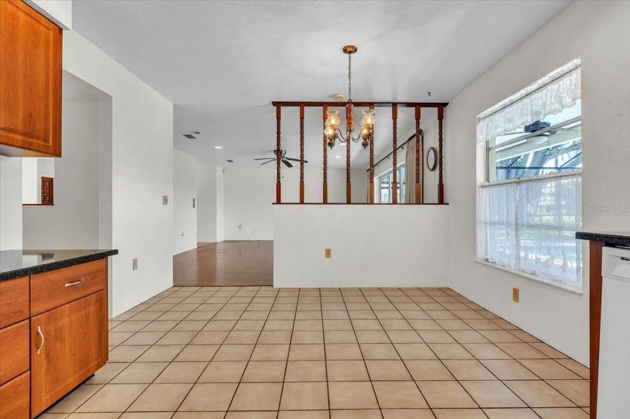 5012 Palm Aire Drive, Sarasota, FL 34243 Photo