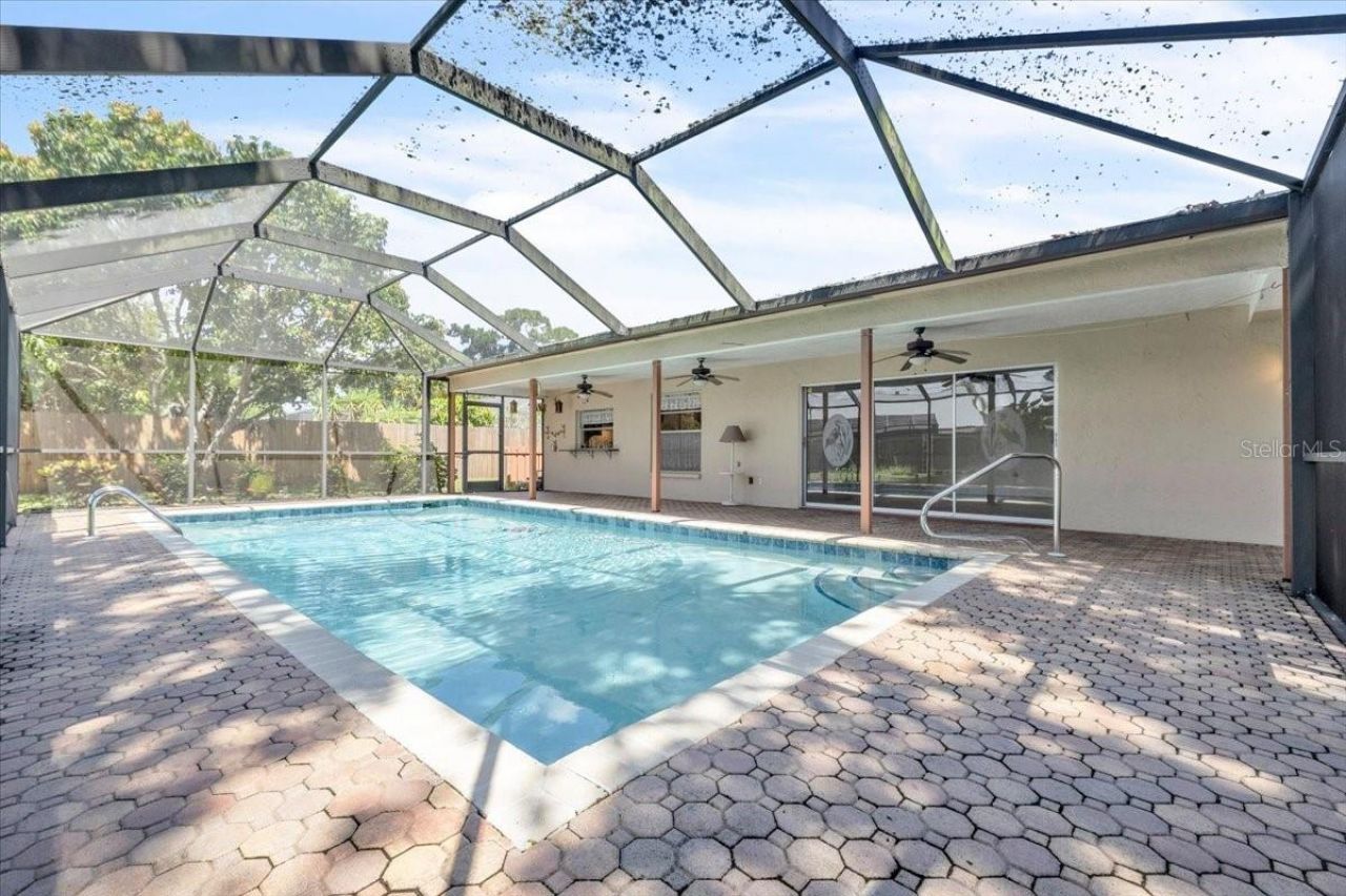 5012 Palm Aire Drive, Sarasota, FL 34243 Photo