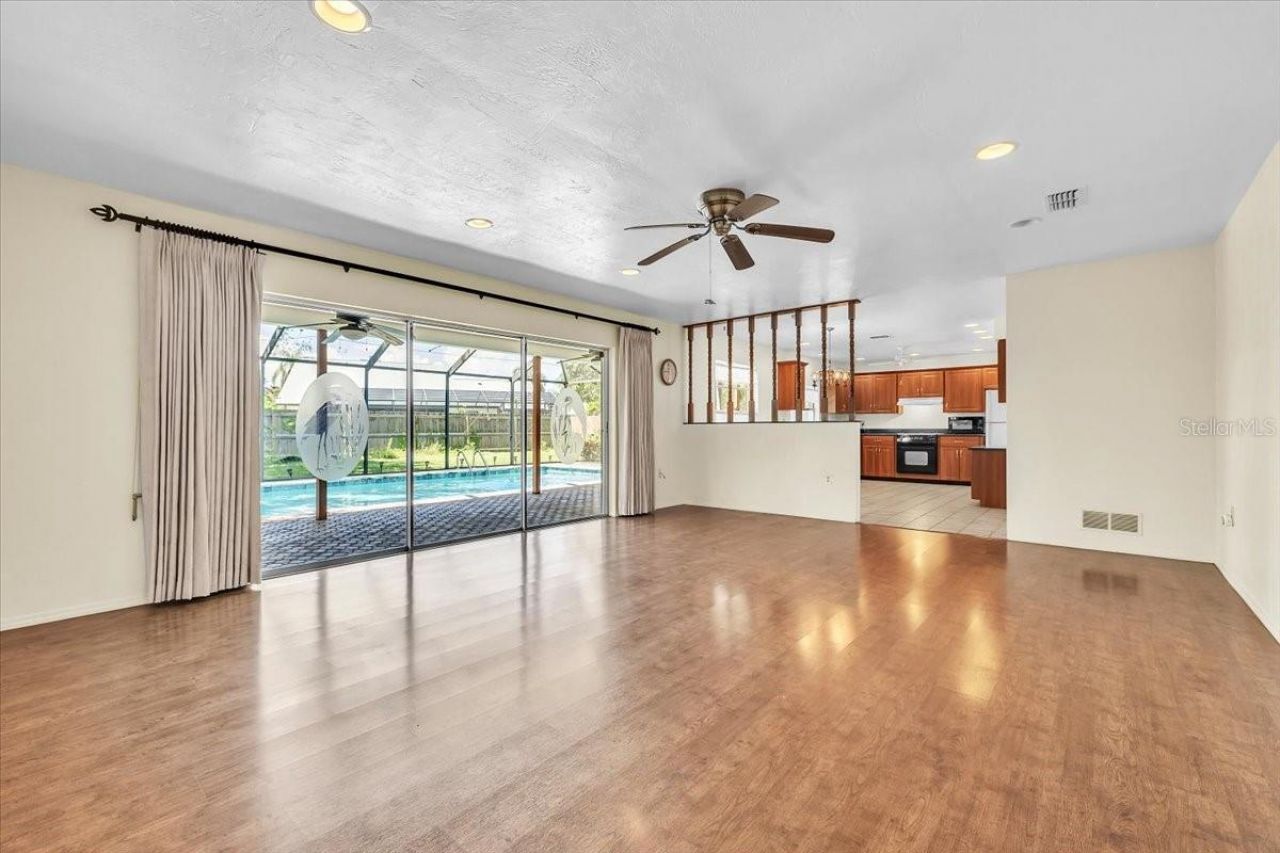5012 Palm Aire Drive, Sarasota, FL 34243 Photo