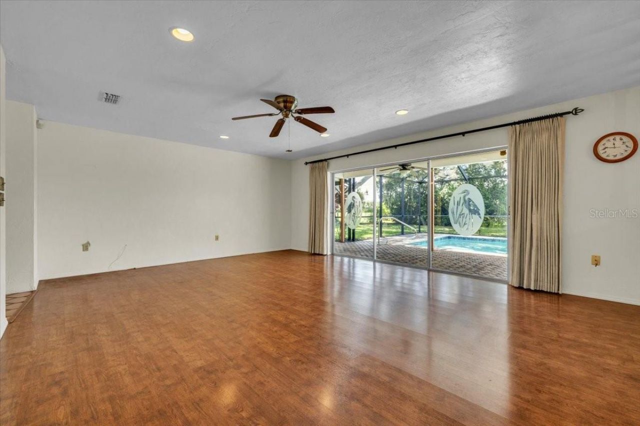 5012 Palm Aire Drive, Sarasota, FL 34243 Photo