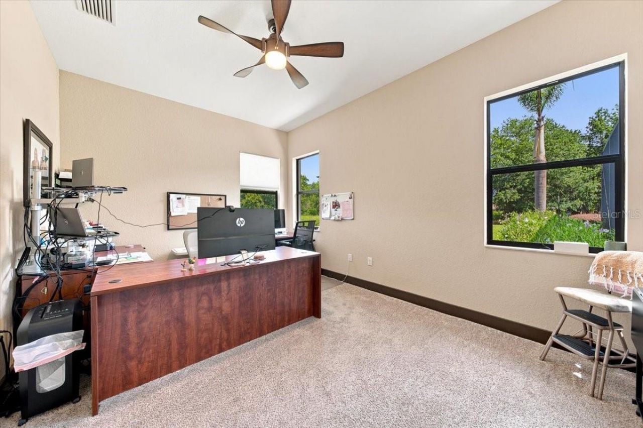 408 Hawk Talon Drive, Lithia, FL 33547 Photo