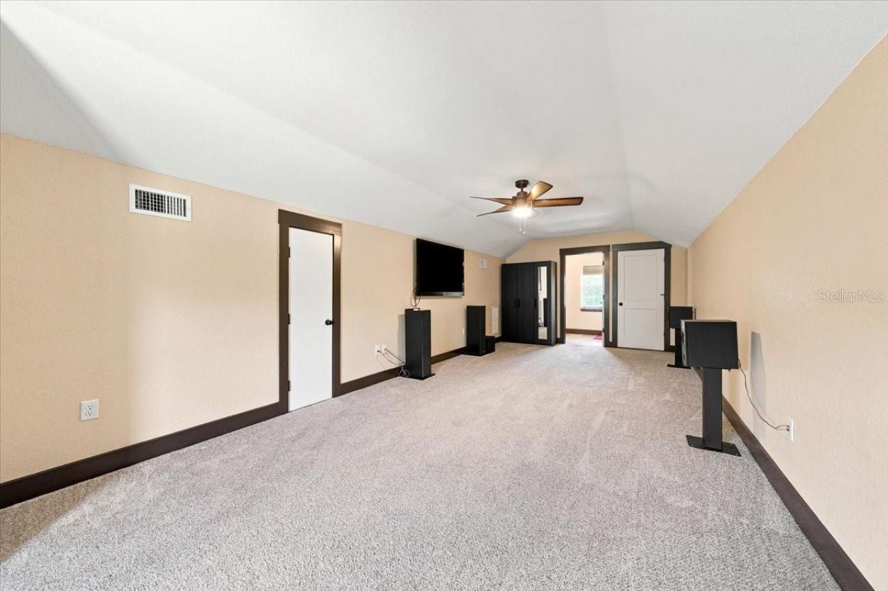 408 Hawk Talon Drive, Lithia, FL 33547 Photo