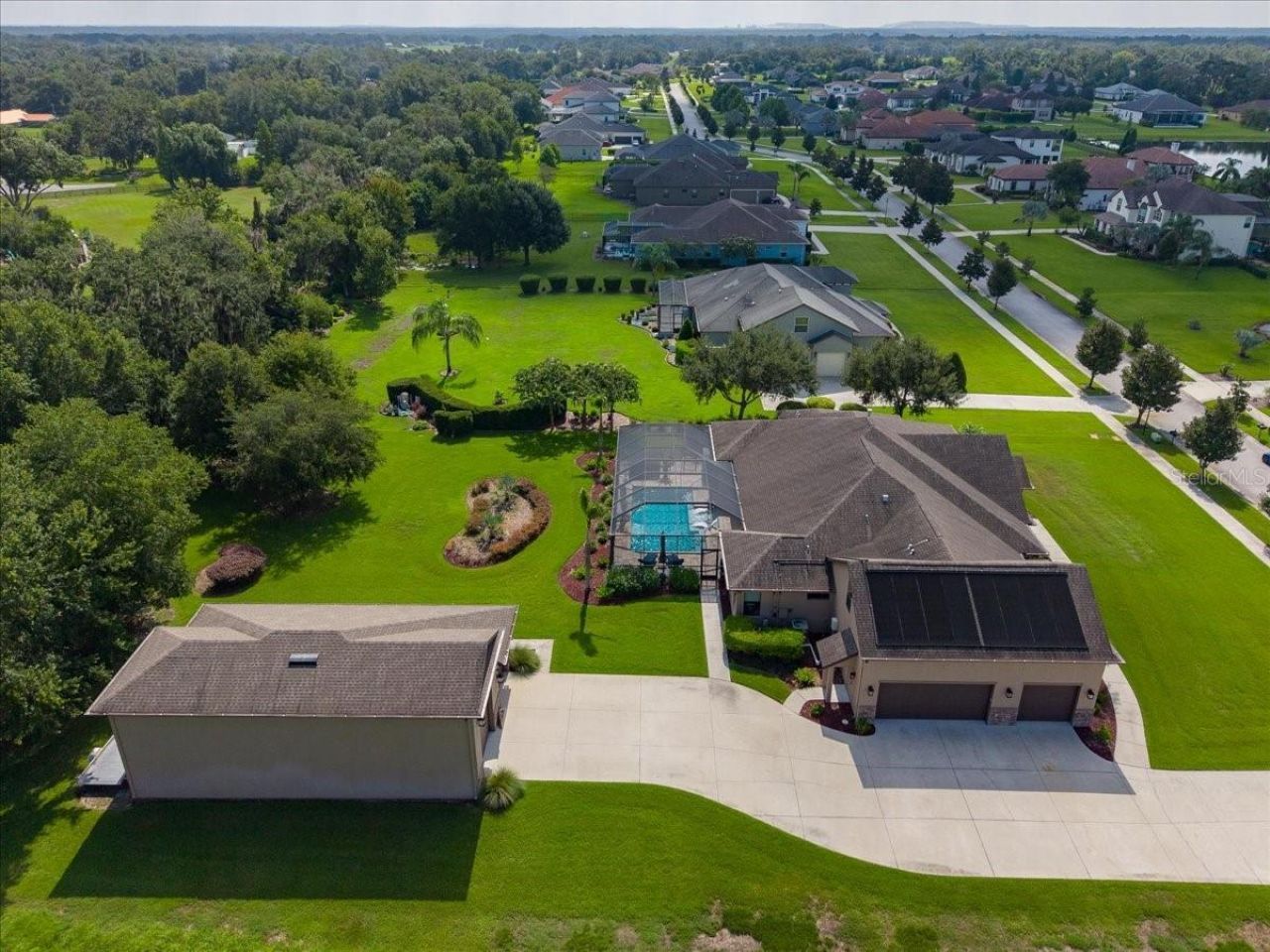 408 Hawk Talon Drive, Lithia, FL 33547 Photo