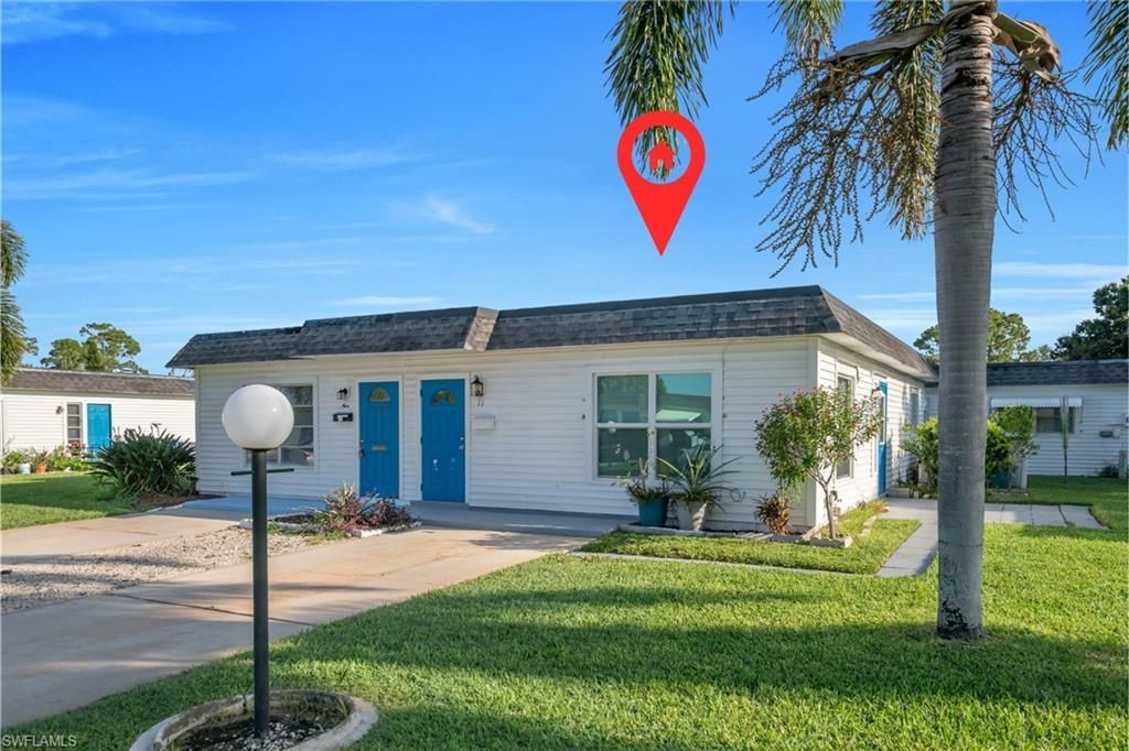 11 Hamlin Ct, Lehigh Acres, FL 33936 Photo
